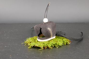 Handgefertigte Haube auf Maß